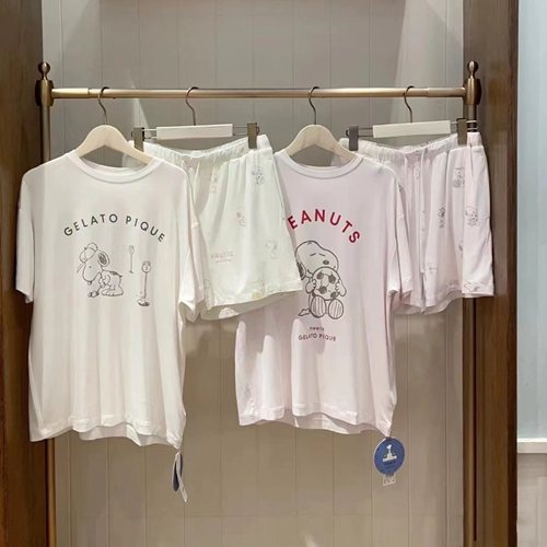 gelato pique / ジェラート ピケ　【PEANUTS】ワンポイントTシャツ＆総柄プリントショートパンツ　セット